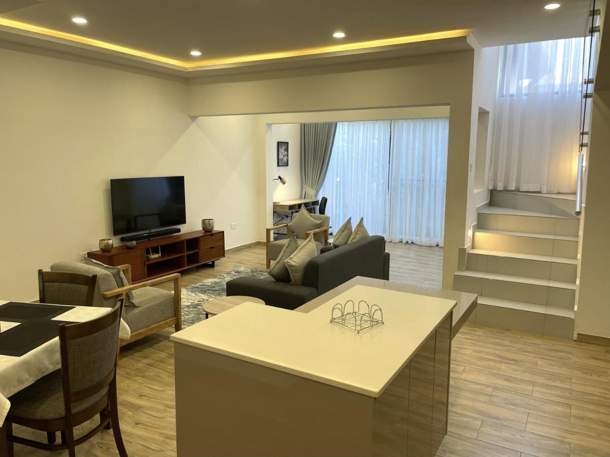 24 Roma Aparthotel Lusaka Ngoại thất bức ảnh