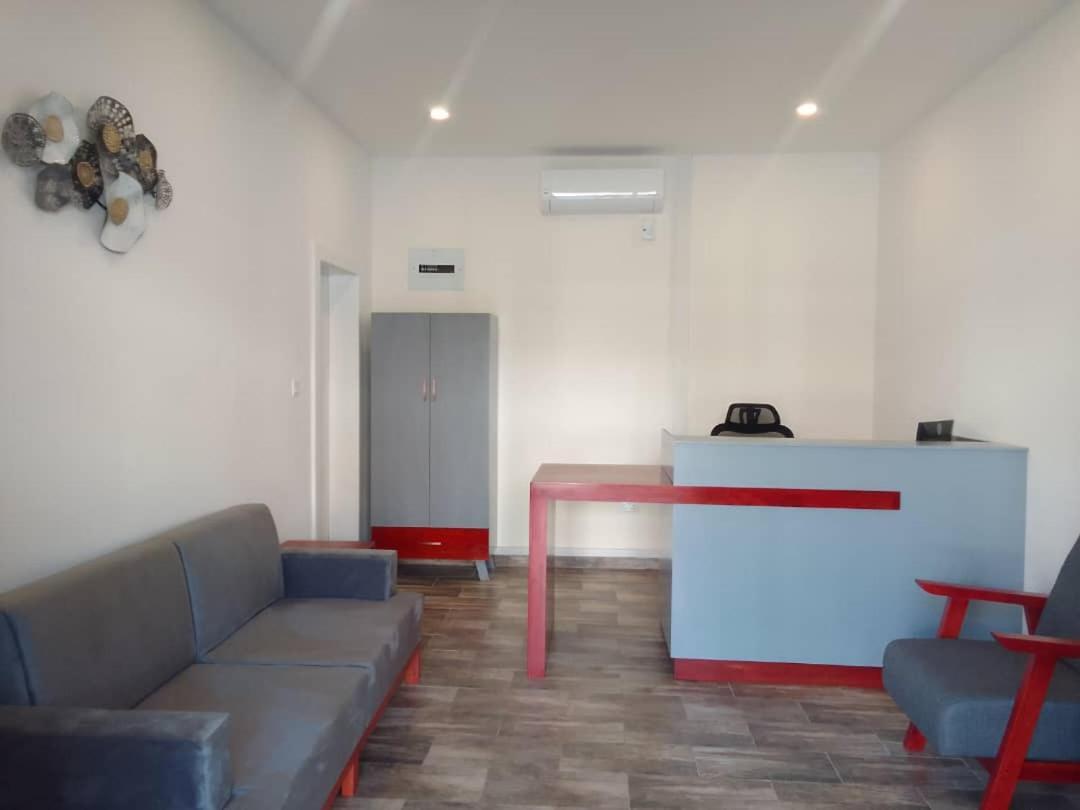 24 Roma Aparthotel Lusaka Ngoại thất bức ảnh